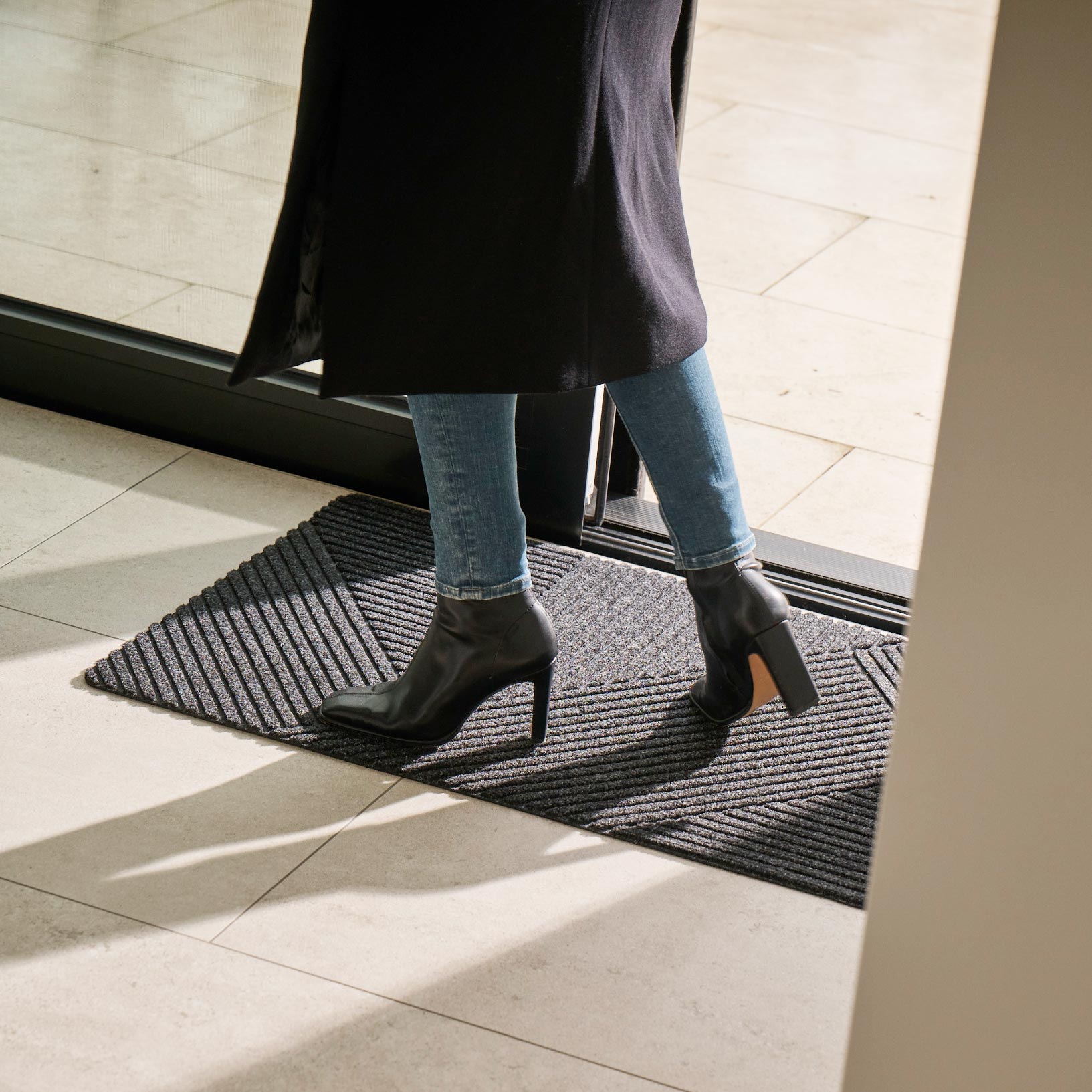 WaterHog® Doormat Gradient