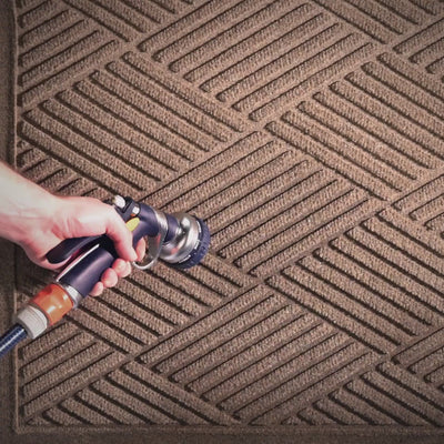 Waterhog easy to clean mat hose